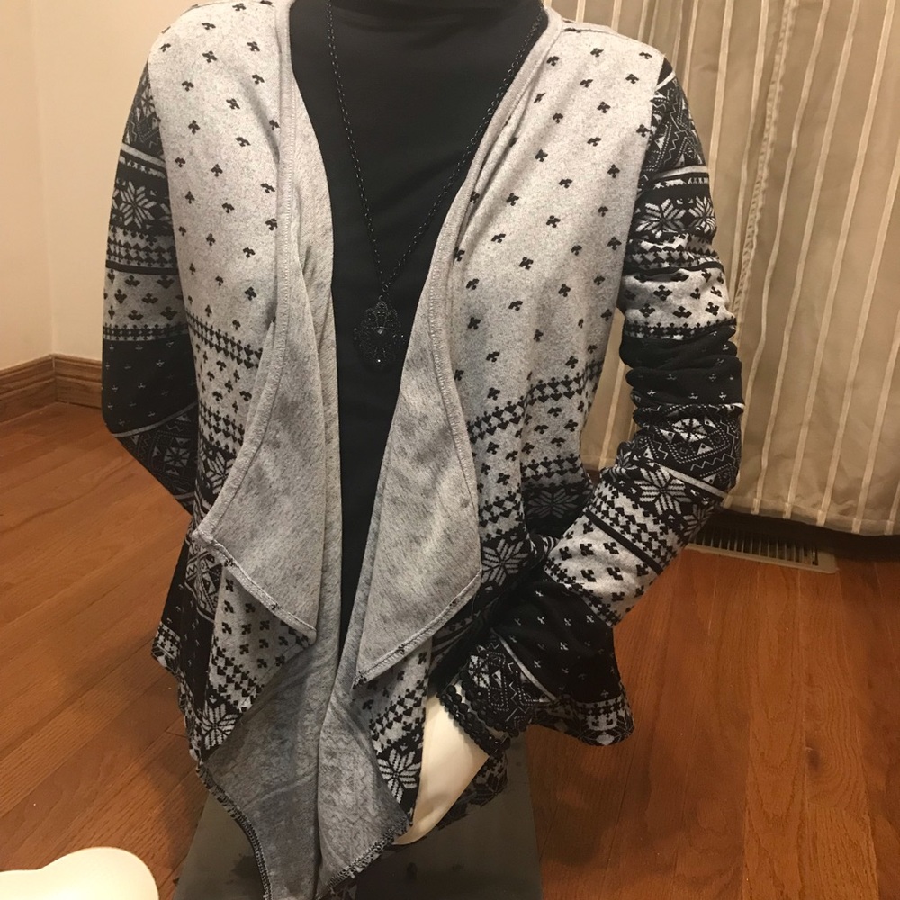 Cardigan in EUC from Charlotte Russe